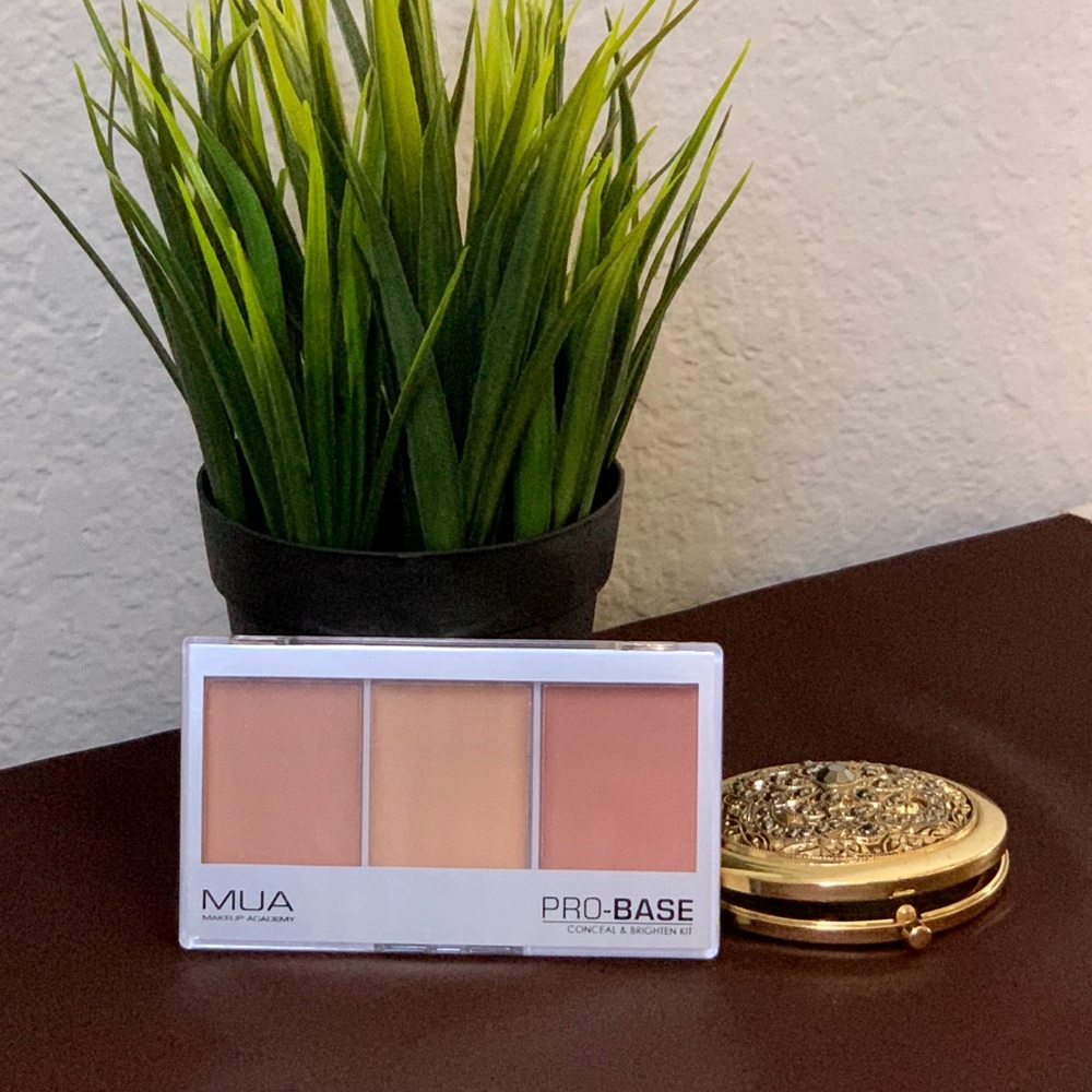 Makeup Academy/MUA Pro Base Kit Conceal & Brighten